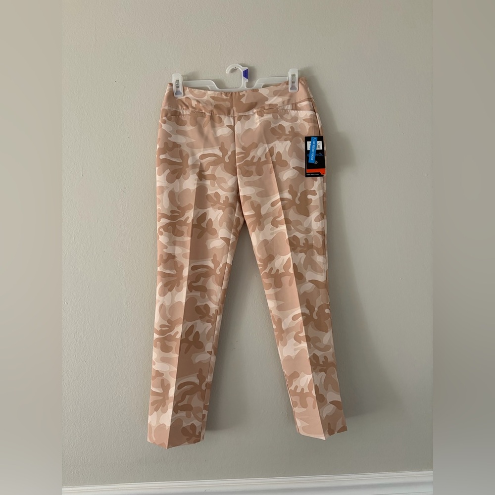 NWT IBKUL Woman’s Printed Ankle Pants Camo Nat Cream Size 8